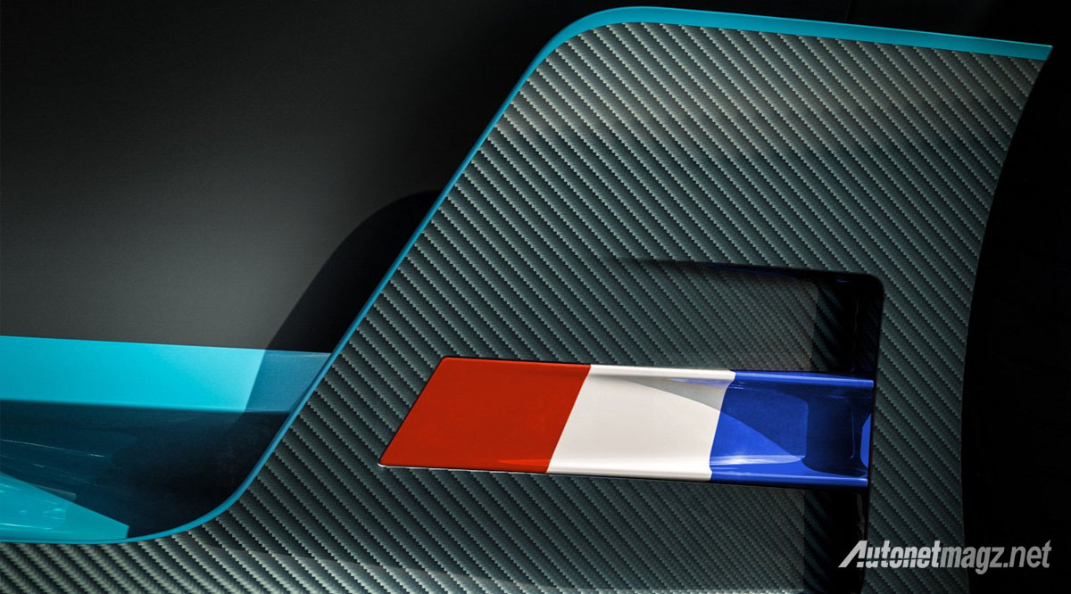 Bugatti, bugatti divo french flag: Bugatti Divo Meluncur 24 Agustus, Bukan Makhluk Sebangsa Chiron?