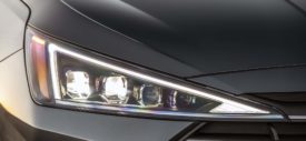 interior Hyundai Elantra 2019
