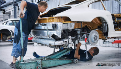 Project Gold Porsche Lahirkan Kembali Porsche 993 Turbo! Project Gold Porsche Lahirkan Kembali Porsche 993 Turbo!