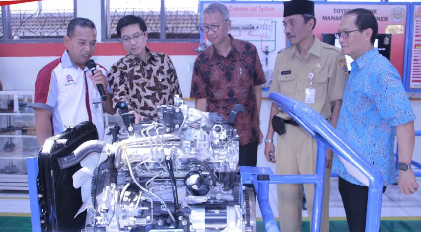 Kelas Budaya Industri Toyota Tingkatkan Kompetensi Lulusan SMK Kelas Budaya Industri Toyota Tingkatkan Kompetensi Lulusan SMK