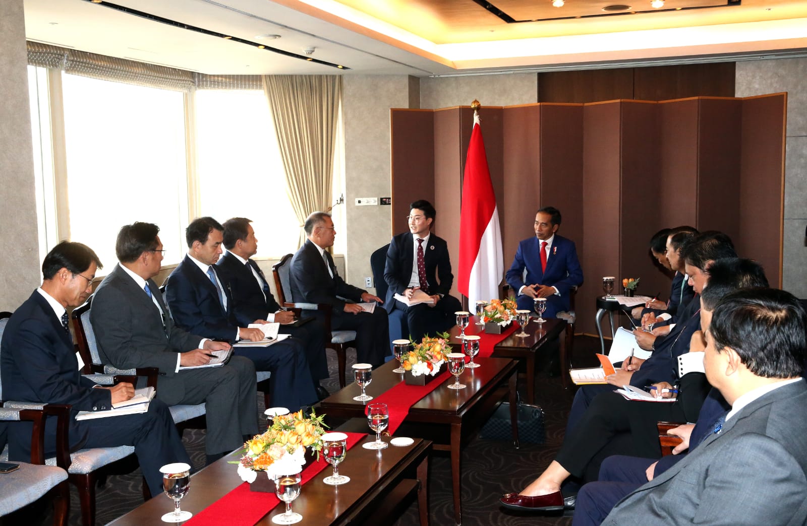 Berita, Pertemuan Jokowi dan Korsel: Hyundai Tanda Tangani MoU Dengan Pemerintah Indonesia, Mau Bangun Pabrik!