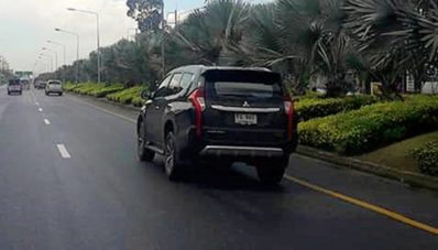 Mitsubishi Pajero Sport Tertangkan Kamera Pakai Kamuflase, Facelift? Mitsubishi Pajero Sport Tertangkan Kamera Pakai Kamuflase, Facelift?