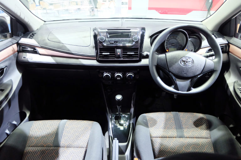 dashboard Toyota Vios GT Street Thailand | AutonetMagz :: Review Mobil