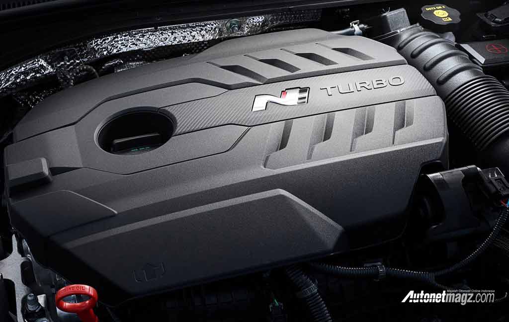 Hyundai, Hyundai-i30_Fastback_N-2019-engine: Hyundai i30 N Fastback 2019, 5-Door Coupé Yang Beringas