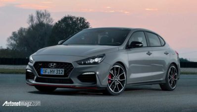 Hyundai i30 N Fastback 2019, 5-Door Coupé Yang Beringas Hyundai i30 N Fastback 2019, 5-Door Coupé Yang Beringas