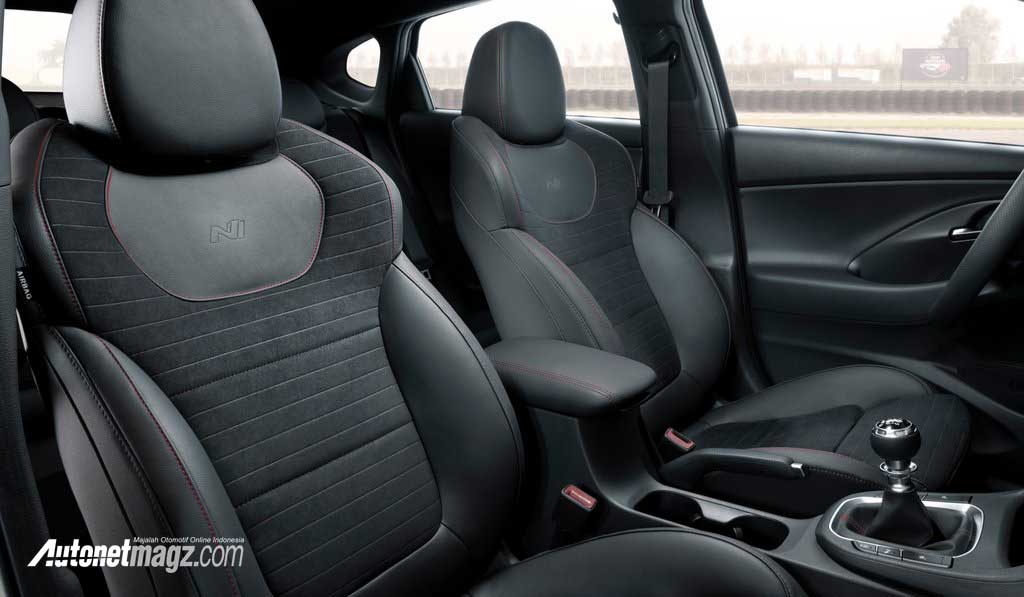 Hyundai, Hyundai-i30_Fastback_N-2019-interior-1: Hyundai i30 N Fastback 2019, 5-Door Coupé Yang Beringas