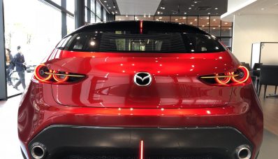 Sosok All New Mazda 3 Terjepret Di Diler Mazda Jepang? Sosok All New Mazda 3 Terjepret Di Diler Mazda Jepang?