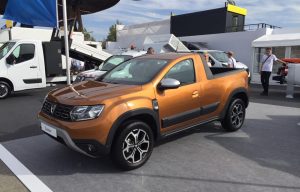 Renault Duster Pikap Dapat Lampu Hijau, Rilis Tahun Ini!