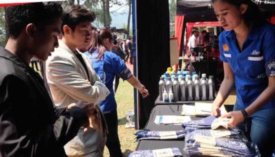 Shell Lubricants Dukung Kegiatan Amal Penanggulangan Kanker Shell Lubricants Dukung Kegiatan Amal Penanggulangan Kanker