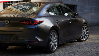 Inilah Wujud Asli Mazda 3 SkyActiv-X 2019 Versi Sedan & Hatchback, Cakep! Inilah Wujud Asli Mazda 3 SkyActiv-X 2019 Versi Sedan & Hatchback, Cakep!
