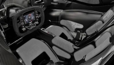 Aston Martin Valkyrie Versi Produksi Terungkap? Aston Martin Valkyrie Versi Produksi Terungkap?