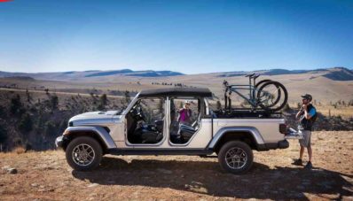 Jeep Gladiator 2020 Resmi Dirilis, Siap Bawa Beban & Main Tanah Jeep Gladiator 2020 Resmi Dirilis, Siap Bawa Beban & Main Tanah