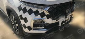 2017-KTM-Duke-390-rear-three-quarters-standstill