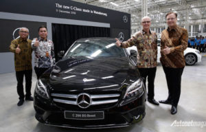 Mercedes-Benz C-Class 2019 Diresmikan, Kini Tawarkan Mesin 1.500 cc Plus EQ Boost Mercedes-Benz C-Class 2019 Diresmikan, Kini Tawarkan Mesin 1.500 cc Plus EQ Boost