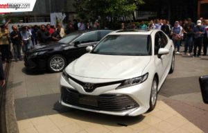 All New Toyota Camry 2019 Resmi Diluncurkan, Pakai TNGA & Ada Varian Hybrid! All New Toyota Camry 2019 Resmi Diluncurkan, Pakai TNGA & Ada Varian Hybrid!