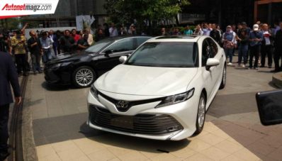 All New Toyota Camry 2019 Resmi Diluncurkan, Pakai TNGA & Ada Varian Hybrid! All New Toyota Camry 2019 Resmi Diluncurkan, Pakai TNGA & Ada Varian Hybrid!