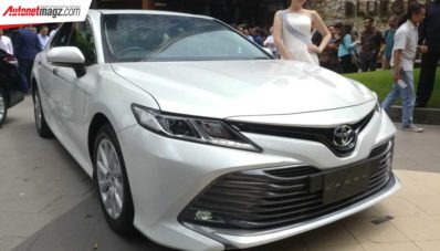 All New Toyota Camry 2019 Resmi Diluncurkan, Pakai TNGA & Ada Varian Hybrid! All New Toyota Camry 2019 Resmi Diluncurkan, Pakai TNGA & Ada Varian Hybrid!