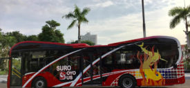 Handover Suroboyo Bus Mercedes-Benz