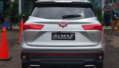 Wuling Almaz : Spek 500 Jutaan, Harga Cuma Separuhnya? Wuling Almaz : Spek 500 Jutaan, Harga Cuma Separuhnya?