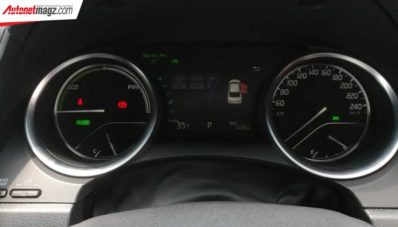 All New Toyota Camry 2019 Resmi Diluncurkan, Pakai TNGA & Ada Varian Hybrid! All New Toyota Camry 2019 Resmi Diluncurkan, Pakai TNGA & Ada Varian Hybrid!