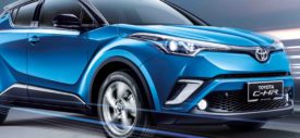 Toyota C-HR 2019 depan