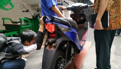 Skuter Listrik Lincah : Saudara Baru Untuk GESITS Skuter Listrik Lincah : Saudara Baru Untuk GESITS