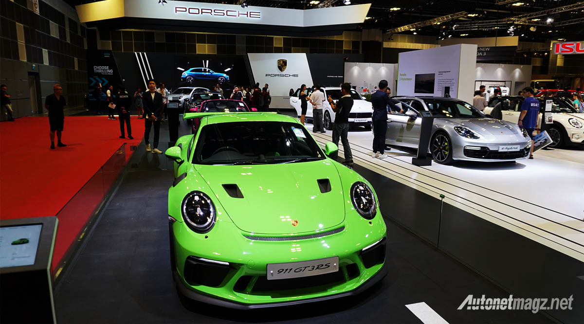 International, porsche singapore motor show 2019: Penjualan Porsche di 2018 Terbaik Sepanjang Sejarah, Panamera Tumbuh Pesat!