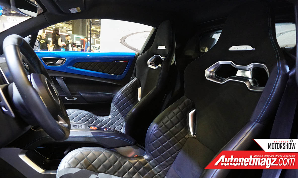 Merek Mobil, singapore motor show 2019 alpine a110 sabelt bucket seats: Singapore Motor Show 2019 : Alpine A110, Petarung Kelas Bulu Dari Sudut Biru