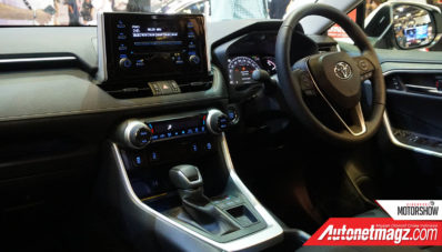 Singapore Motor Show 2019 : Toyota RAV4 2019 Anti Desain Konservatif Singapore Motor Show 2019 : Toyota RAV4 2019 Anti Desain Konservatif