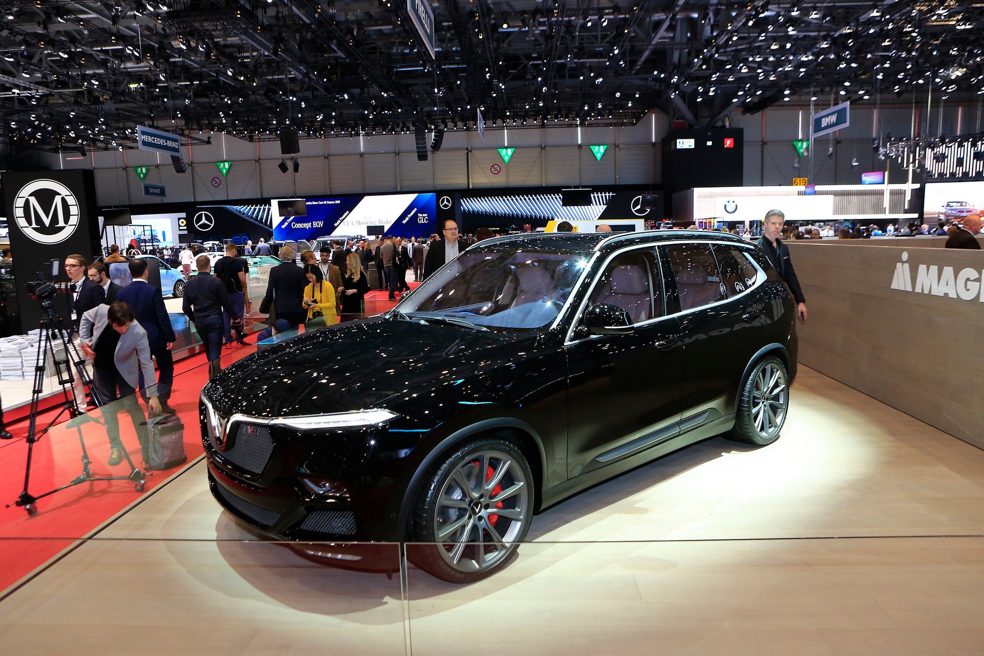 Berita, Vinfast Lux V8: Geneva Motor Show 2019 : Vinfast Lux V8, SUV Vietnam Dengan tenaga 455 hp