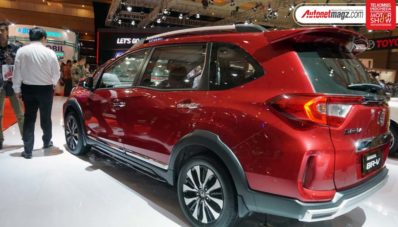 Telkomsel IIMS 2019 : Honda BR-V Facelift 2019 Dirilis, Tambah Fitur & Aksesoris Telkomsel IIMS 2019 : Honda BR-V Facelift 2019 Dirilis, Tambah Fitur & Aksesoris