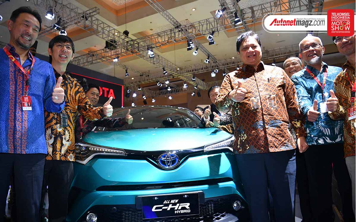 Berita, Opening Booth Toyota IIMS 2019: Telkomsel IIMS 2019 : Toyota Tampilkan Seluruh Lineup Toyota Hybrid