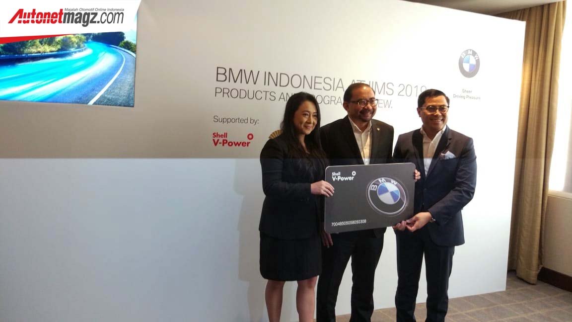 Berita, Promo BMW Shell Indonesia IIMS 2019: BMW Bawa 11 Kendaraan di IIMS 2019, Z4 Jadi Jagoan Utama!