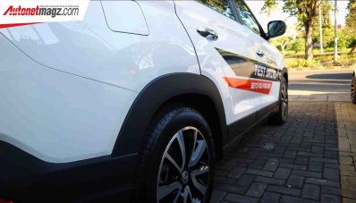 Test Drive DFSK Glory 560 : Makin Banyak Pilihan! Test Drive DFSK Glory 560 : Makin Banyak Pilihan!