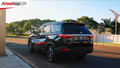 Test Drive DFSK Glory 560 : Makin Banyak Pilihan! Test Drive DFSK Glory 560 : Makin Banyak Pilihan!