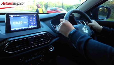 Test Drive DFSK Glory 560 : Makin Banyak Pilihan! Test Drive DFSK Glory 560 : Makin Banyak Pilihan!