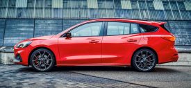 Bagasi Ford Focus ST Wagon 2019