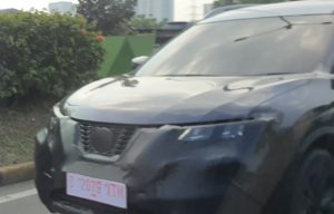 Nissan X-Trail Facelift Tertangkap Kamera Diuji Jalan, Segera Rilis? Nissan X-Trail Facelift Tertangkap Kamera Diuji Jalan, Segera Rilis?