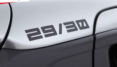 Suzuki Swift Sport Katana : Edisi Spesial Cuma 30 Unit Saja Suzuki Swift Sport Katana : Edisi Spesial Cuma 30 Unit Saja