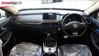 Test Drive DFSK Glory 560 : Makin Banyak Pilihan! Test Drive DFSK Glory 560 : Makin Banyak Pilihan!