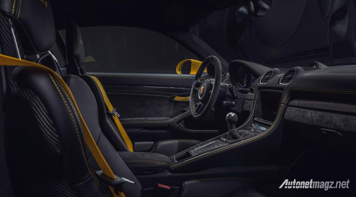 International, 2019-porsche-718-cayman-gt4-interior: Porsche 718 Boxster Spyder dan Cayman GT4 : Sweet Spot!