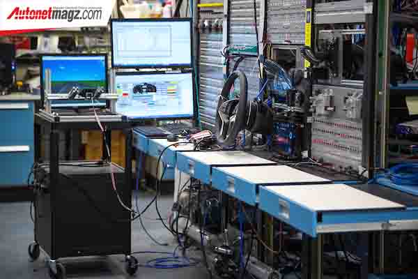 Berita, GM Electronics Lab in the Alternative Energy Center: GM Perkenalkan Platform Digital Untuk Kendaraan Masa Depannya!