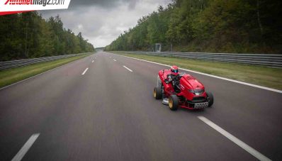 Mesin Pemotong Rumput Honda Pecahkan Rekor Dunia Mesin Pemotong Rumput Honda Pecahkan Rekor Dunia