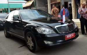 BMW & Mercedes-Benz Ikuti Lelang Mobil Dinas Presiden Indonesia
