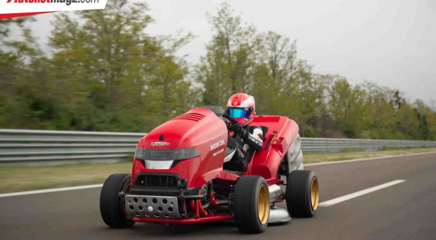 Mesin Pemotong Rumput Honda Pecahkan Rekor Dunia Mesin Pemotong Rumput Honda Pecahkan Rekor Dunia