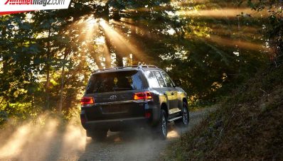 Toyota Akan Pensiunkan Mesin V8 di Land Cruiser, Diganti Hybrid! Toyota Akan Pensiunkan Mesin V8 di Land Cruiser, Diganti Hybrid!