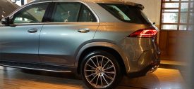 Mercedes-Benz-GLE-new-2019-2020-rear-view