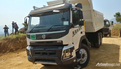 Volvo Dynamic Steering Pamer Aksi di Sentul Volvo Dynamic Steering Pamer Aksi di Sentul