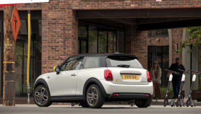 MINI Cooper SE : Pakai Motor Listrik 181 hp & Mampu Berjalan 270 km! MINI Cooper SE : Pakai Motor Listrik 181 hp & Mampu Berjalan 270 km!