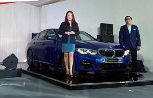 All New BMW 330i M Sport Diperkenalkan di Indonesia, Tenaga & Torsi Meningkat! All New BMW 330i M Sport Diperkenalkan di Indonesia, Tenaga & Torsi Meningkat!